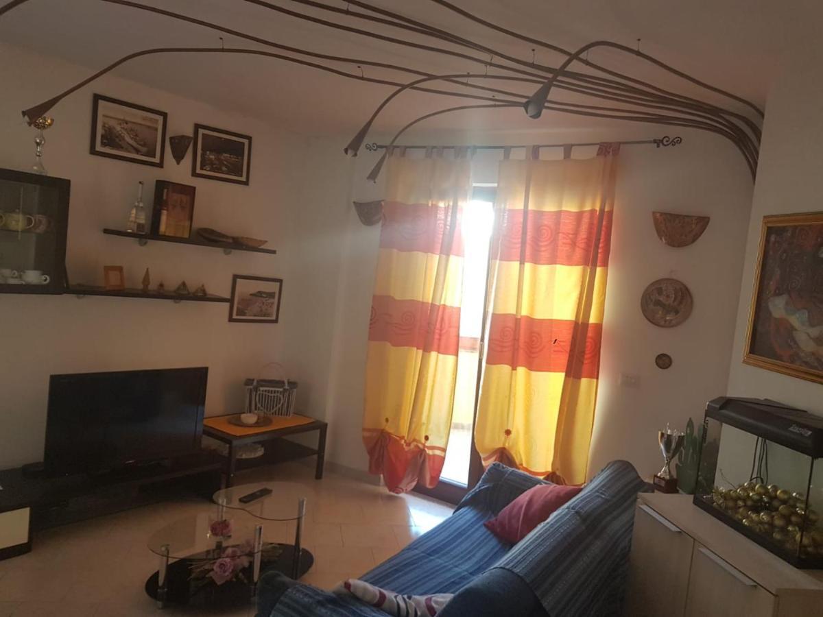 Alma House Apartment Porto Torres Exterior photo