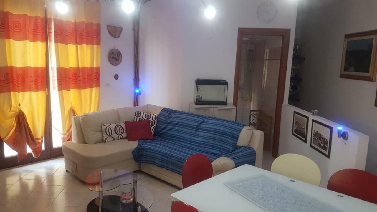 Alma House Apartment Porto Torres Exterior photo